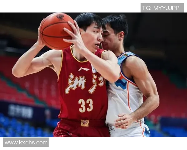 杭州足球队在邀请赛积分榜中以89分稳居第一名展现强劲实力