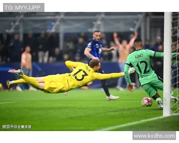 足球明星保罗精彩瞬间全景展示及个人成长历程回顾